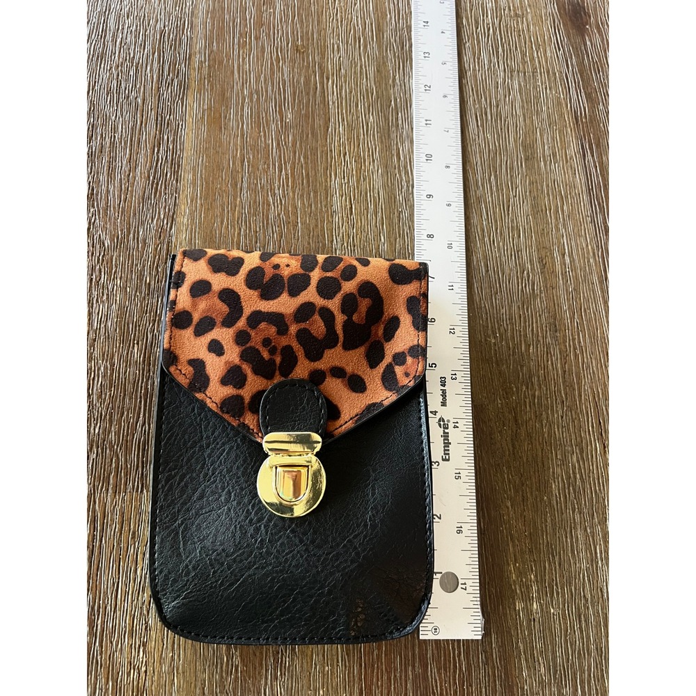 Touch Screen Purse Crossbody Bag Leopard Print Black Faux Leather Phone Wallet